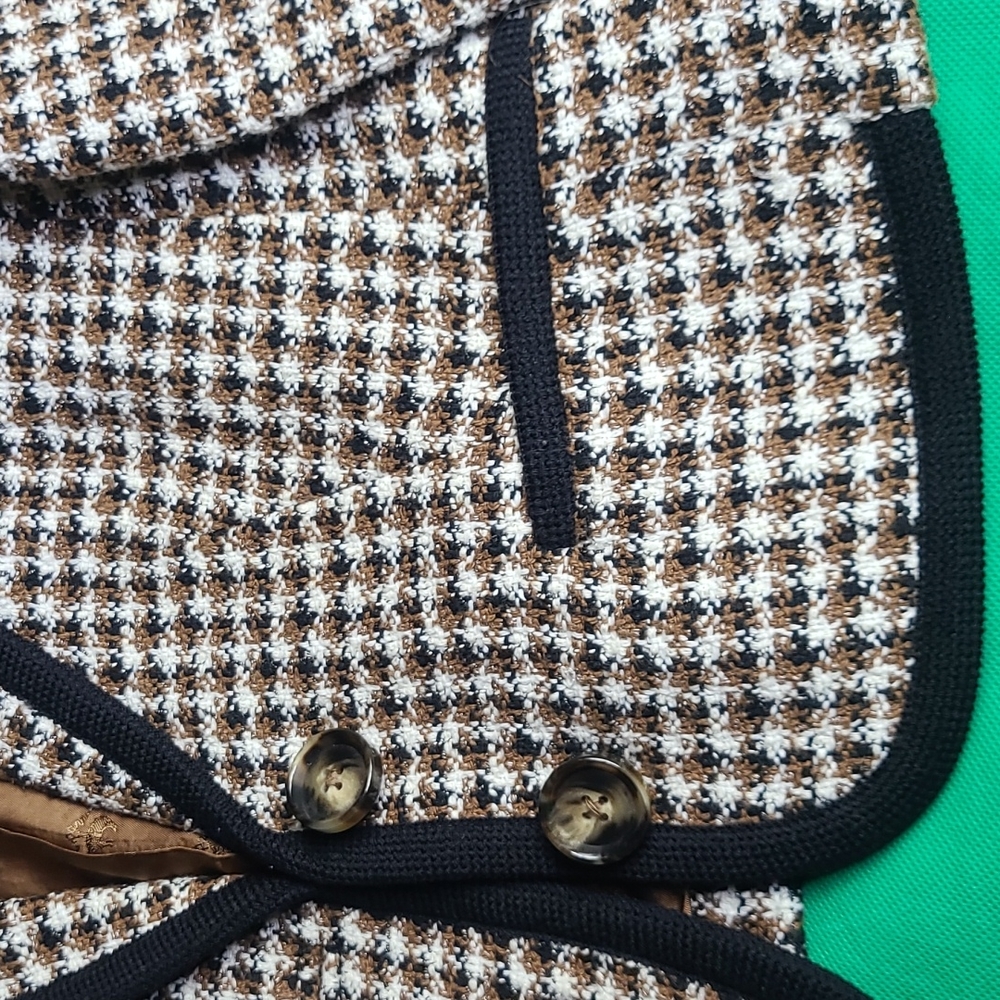 Ladies Brooks Brothers Skirt Suit - Picture 8 of 13